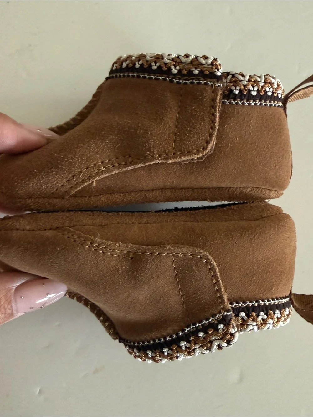 UGG Baby Tasman Bootie in Chestnut. Size 2/3